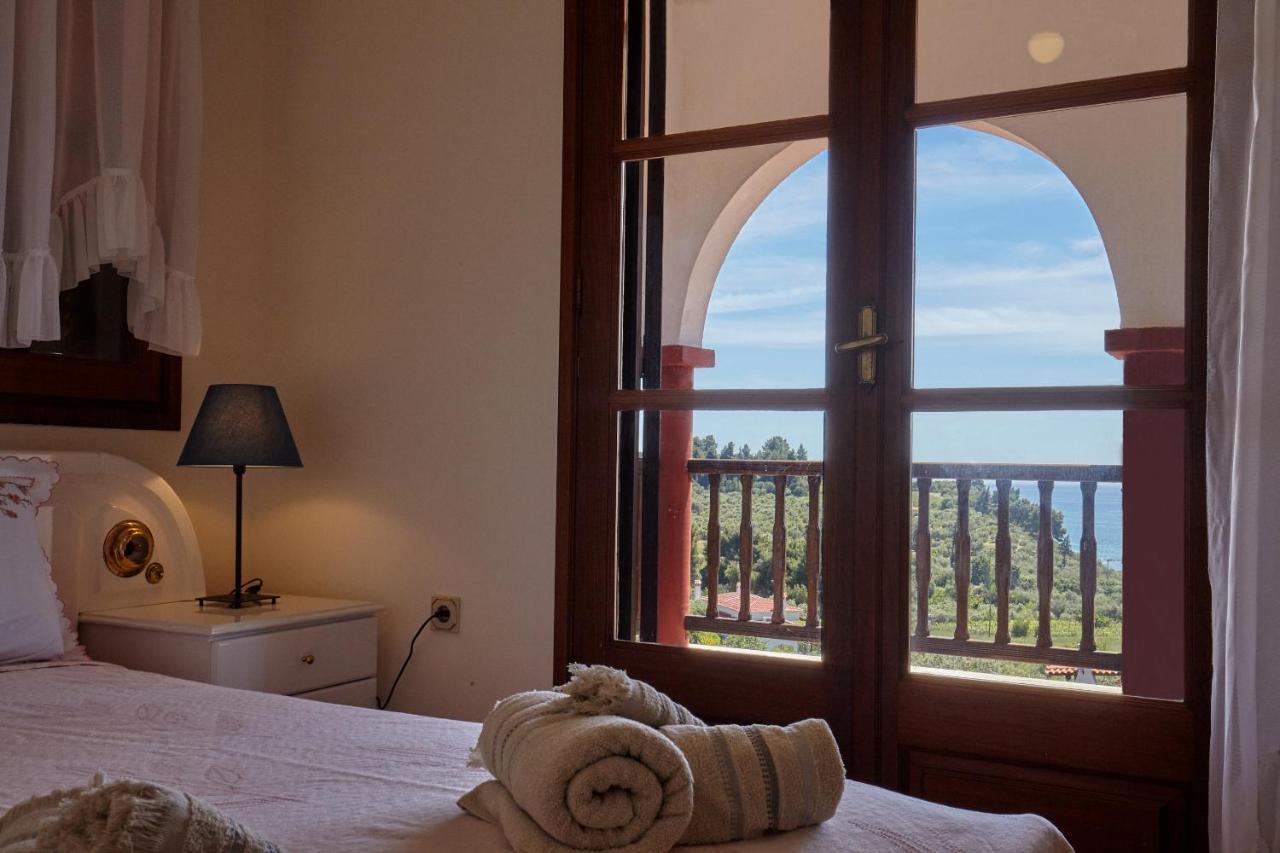 Villa Maria By Rentalspro Services - Ouranoupoli Halkidiki Exterior foto